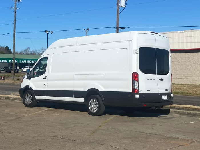 Tucson Deliveries are discreet in an unmarked white color.